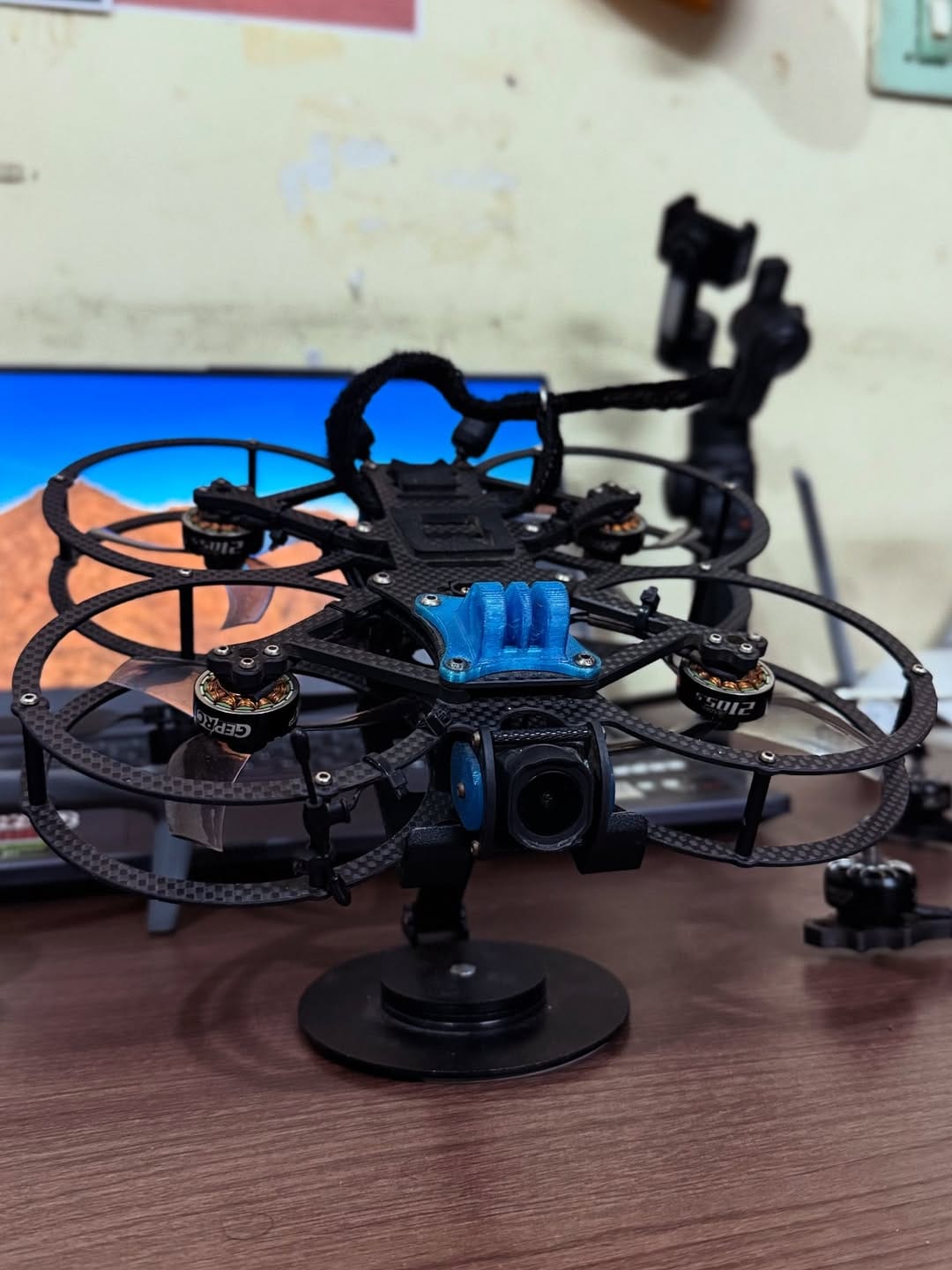 CineWhoop-Style FPV